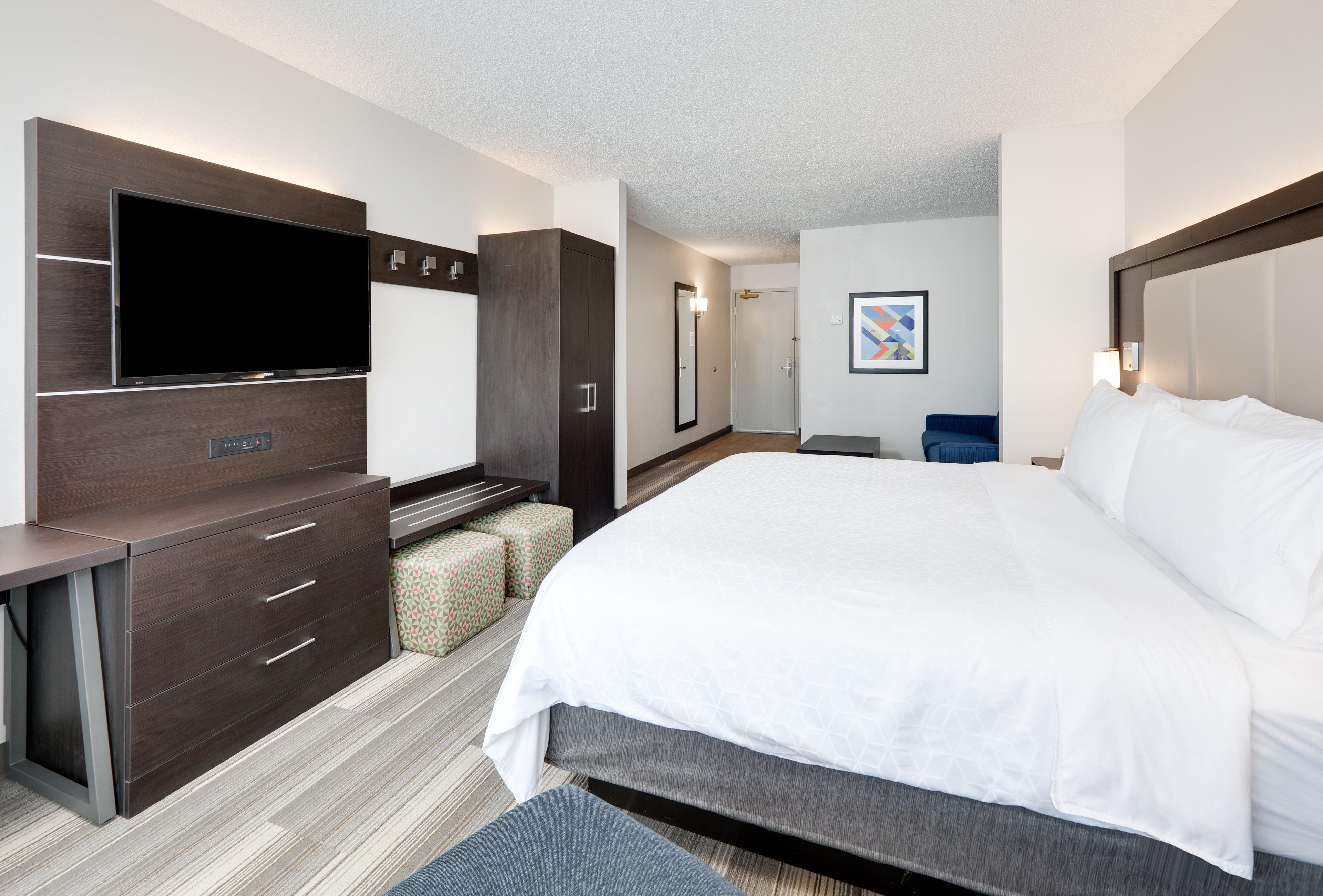 Holiday Inn Express Hotel & Suites Dublin By Ihg Экстерьер фото